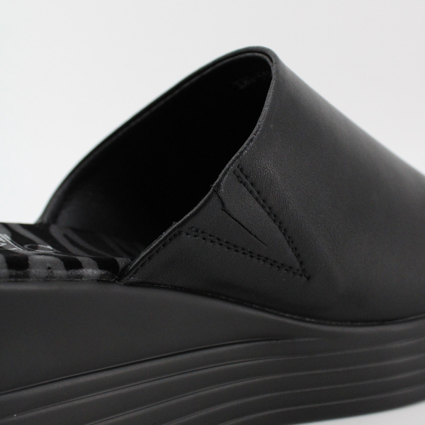 MADELLA сабо на танкетке