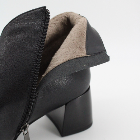 LUKME ботильоны