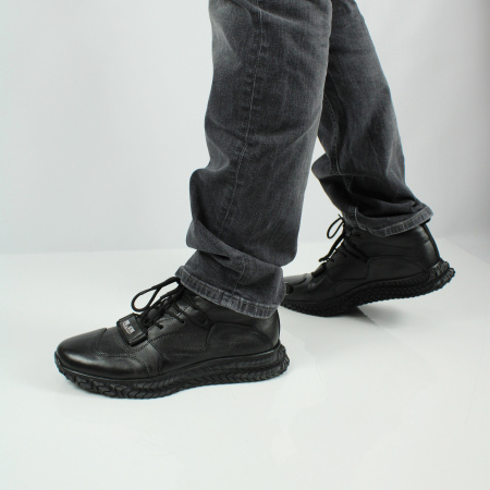 Кроссовки BASKARA