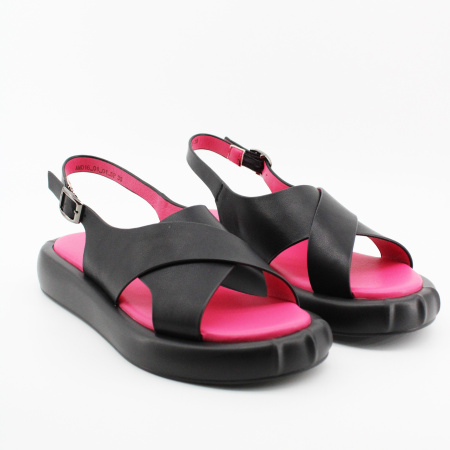 SPUR сандалии