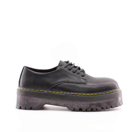 Полуботинки на массивной подошве