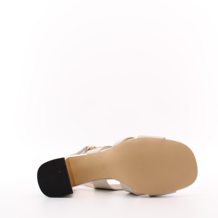 Босоножки из натуральной кожи BADEN