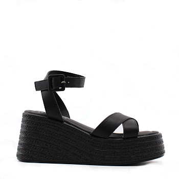 BADEN на высокой танкетке