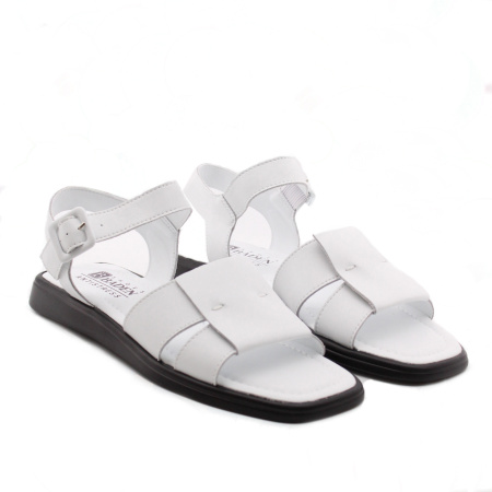 BADEN белые сандалии на черной подошве