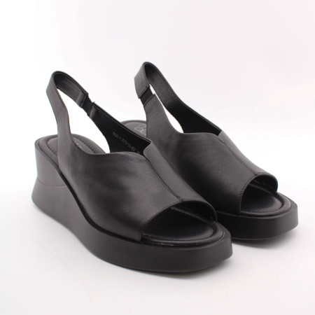 MADELLA босоножки на платформе 