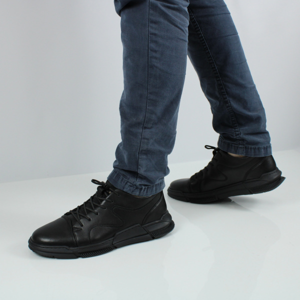 Кроссовки RESPECT