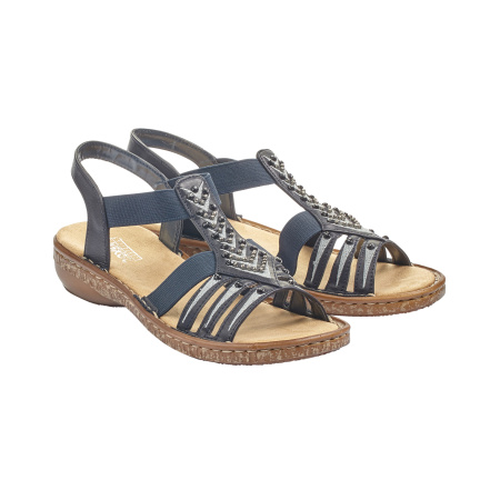 Сандалии с вышивкой