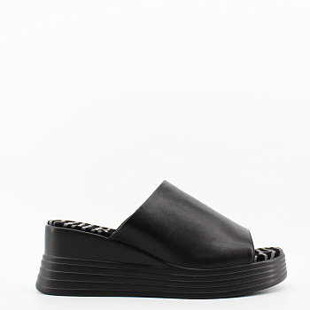 MADELLA сабо на танкетке