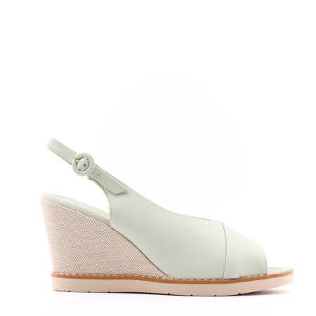 Босоножки на танкетке PICCADILLY