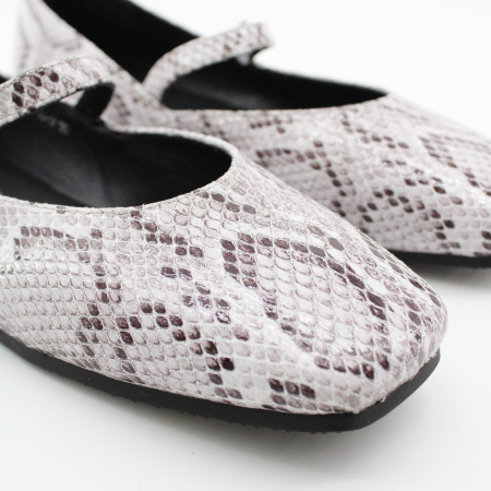 MADELLA туфли с ремешком из натуральной кожи