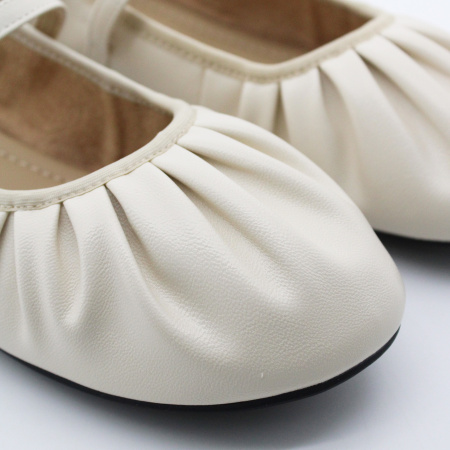 SPUR туфли бежевые