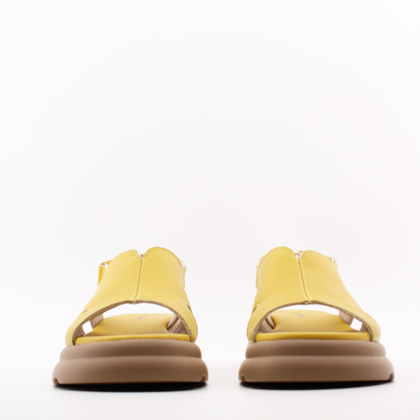 COVANI сандалии на массивной подошве