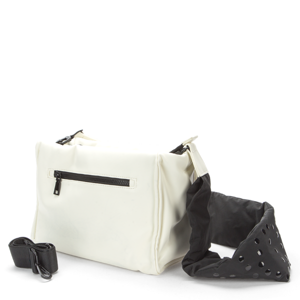 Белая сумка с декором на ремне KEDDO 