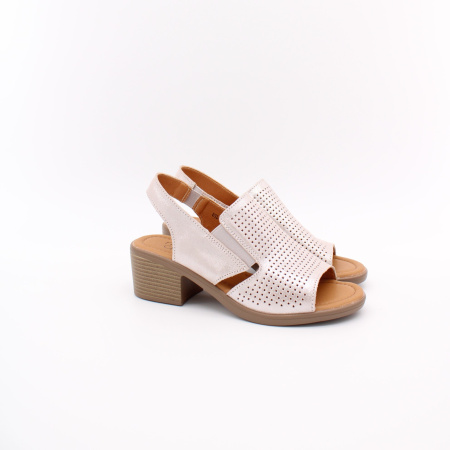 Босоножки с декором на устойчивом каблуке MADELLA