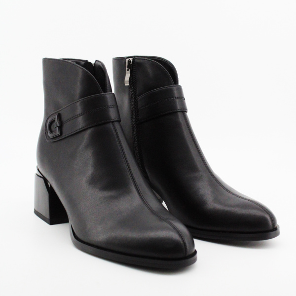 TOFA ботильоны