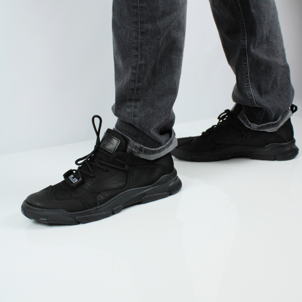 Кроссовки BASKARA