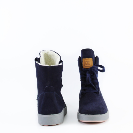 Ботинки на высокой подошве