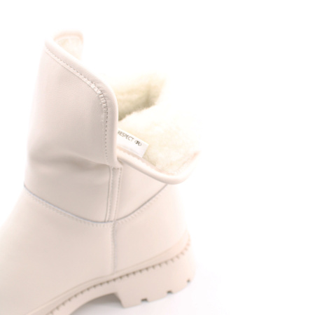 RESPECT белые кожаные полусапожки