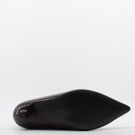 TOFA лаковые ботильоны