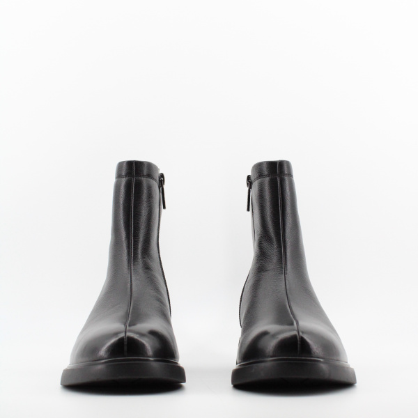 BADEN полусапожки на низком каблуке