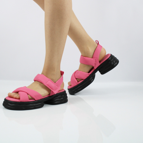 BONAVI розовые дутые босоножки