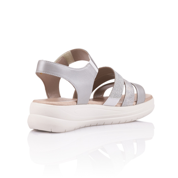 Серебрянные сандалии на танкетке REMONTE