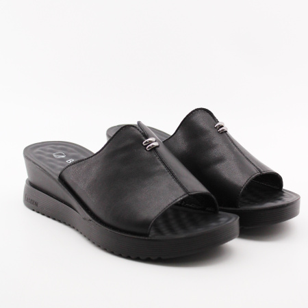 LUKME сабо-черное на танкетке