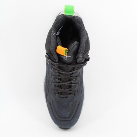 PEGADA кроссовки на осень/весну