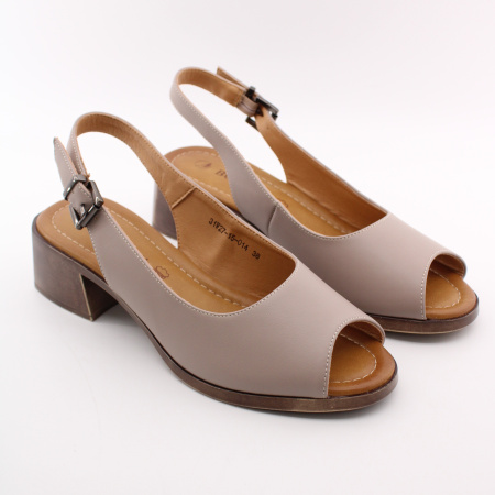 Босоножки LUKME