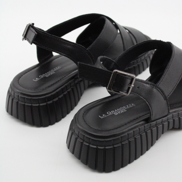 LAGRANDEZZA сандалии