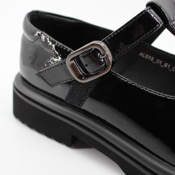 SPUR туфли из натурального лака