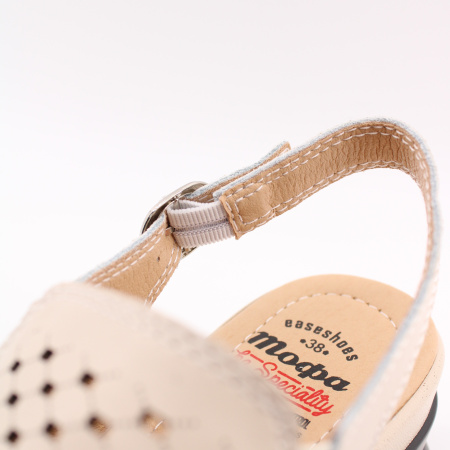 Босоножки TOFA