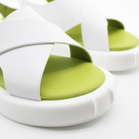 SPUR сандалии