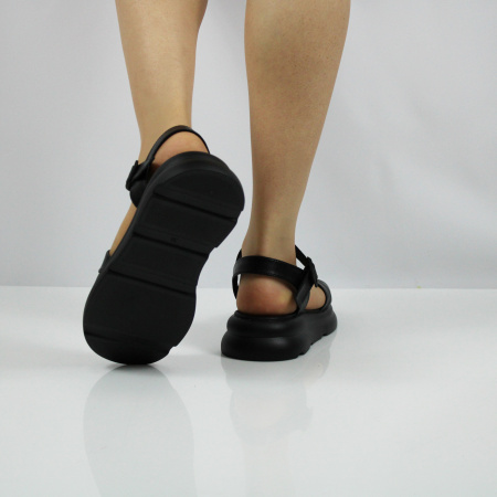 COVANI сандалии на танкетке