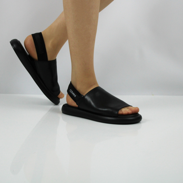 COVANI сандалии с закрытой союзкой