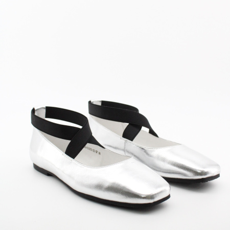 MADELLA серебрянные балетки