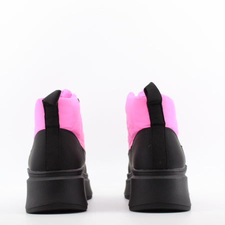 HIGHLANDER дутики розового цвета