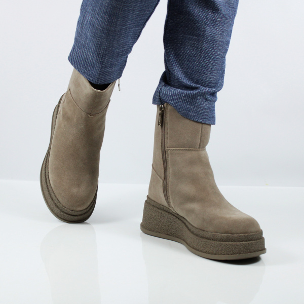 MADELLA полусапоги из замши