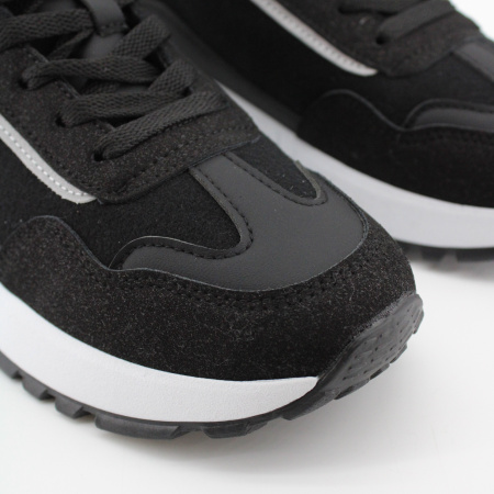 SPUR кроссовки черные демисезонные