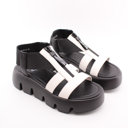 Босоножки BETSY