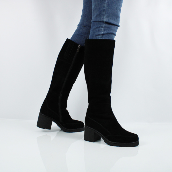 MADELLA замшевые сапоги на среднем каблуке 