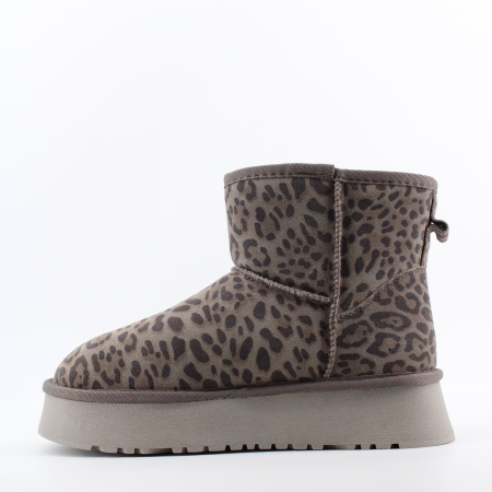 MADELLA леопардовые угги