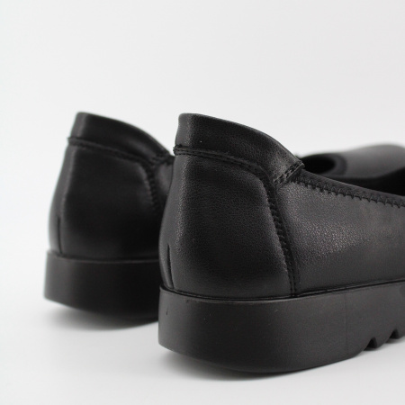 COVANI балетки из натуральной кожи