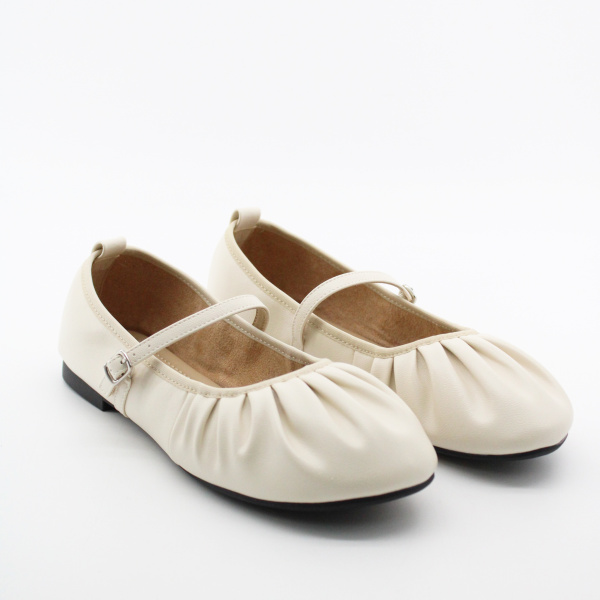 SPUR туфли бежевые