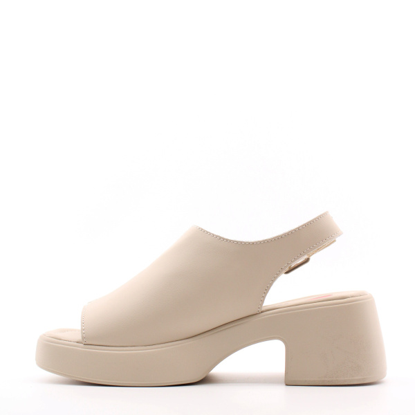 SPUR босоножки на массивной подошве