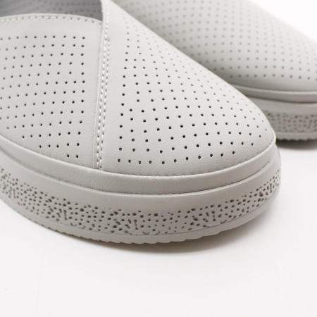 COVANI туфли с перфорацией