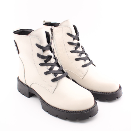 MADELLA ботинки молочного цвета