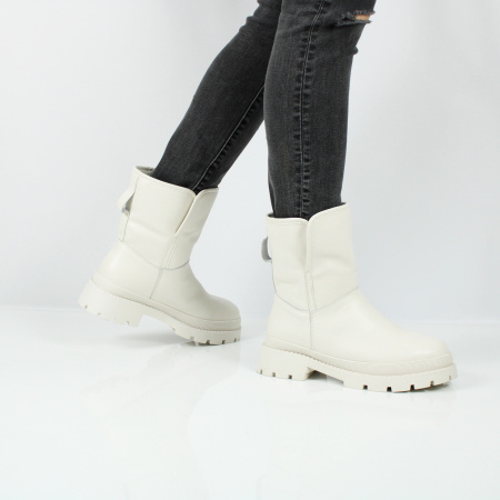 RESPECT белые кожаные полусапожки