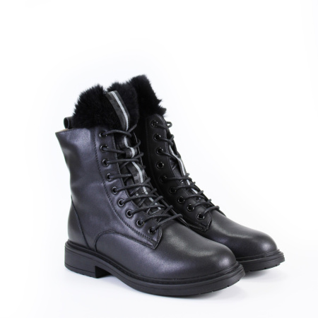 Кожаные ботинки с опушкой