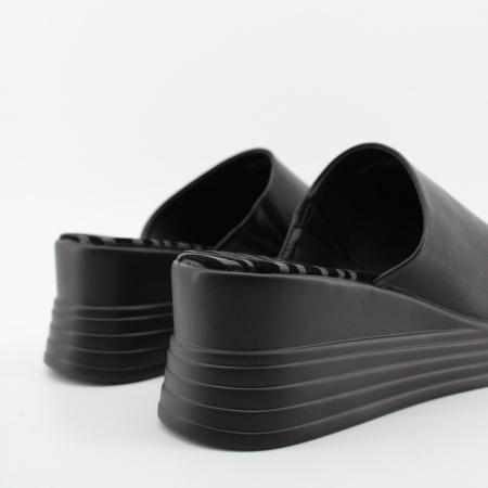 MADELLA сабо на танкетке